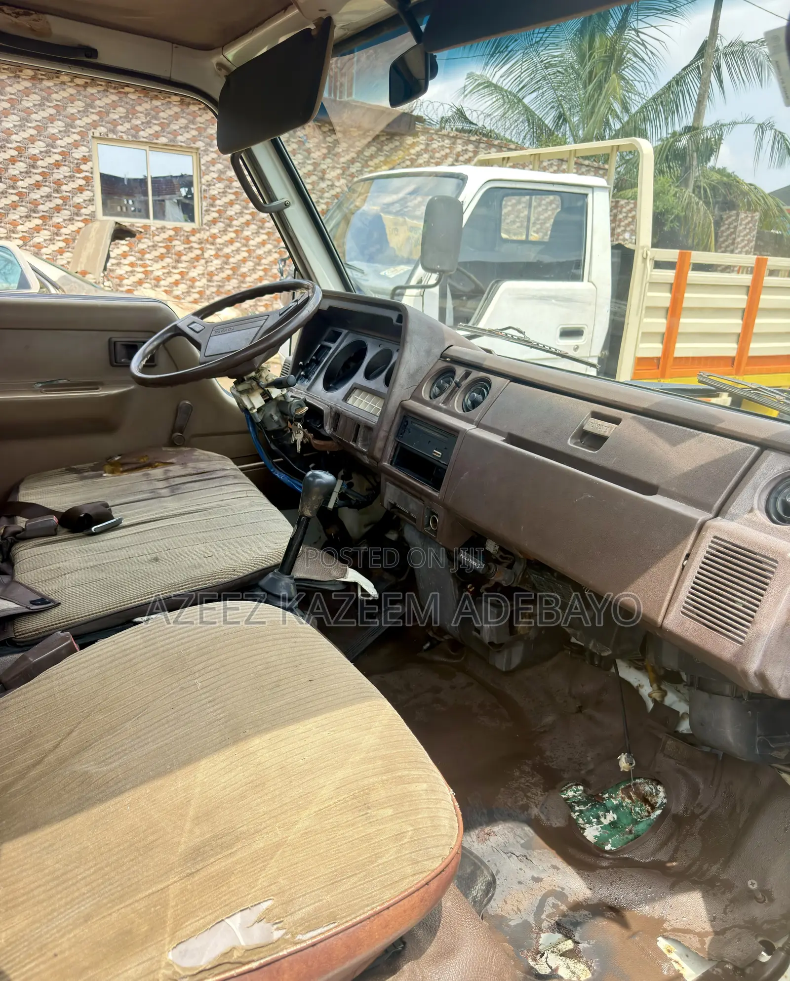 Toyota Dyna 100 Direct Belgium Opened Body