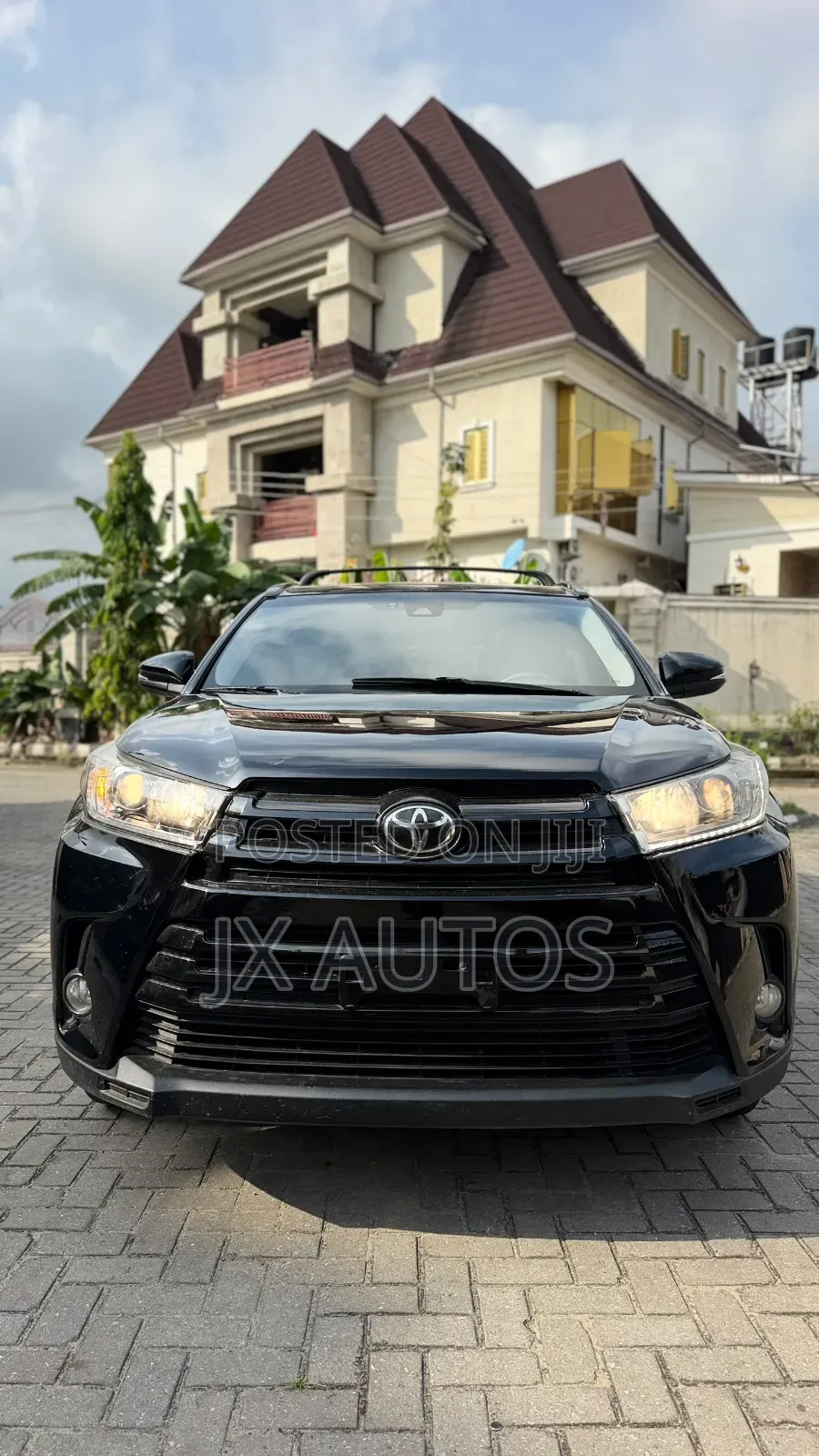 Toyota Highlander SE 4x4 V6 (3.5L 6cyl 8A) 2017 Black