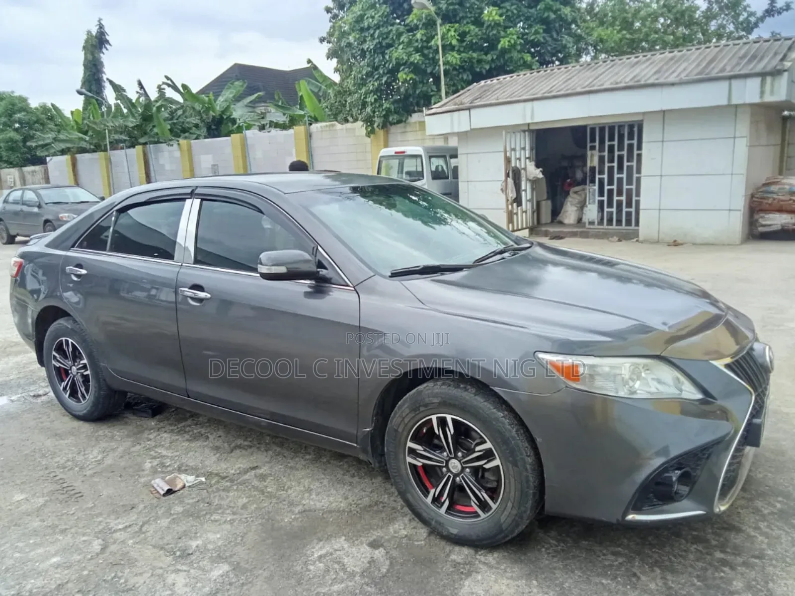 Toyota Camry LE 4dr Sedan (2.5L 4cyl 6AM) 2010 Gray