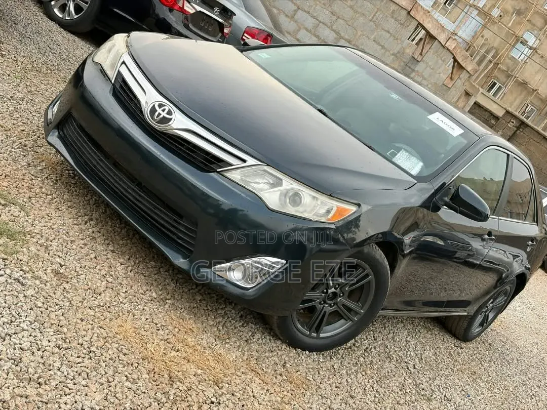 Toyota Camry 2013 Gray