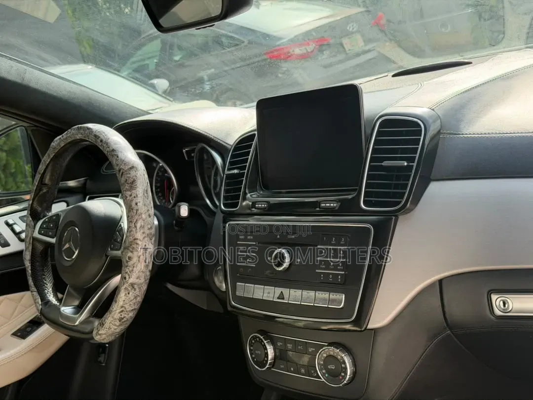 Mercedes-Benz GLE-Class AMG GLE 43 4MATIC 2018 White