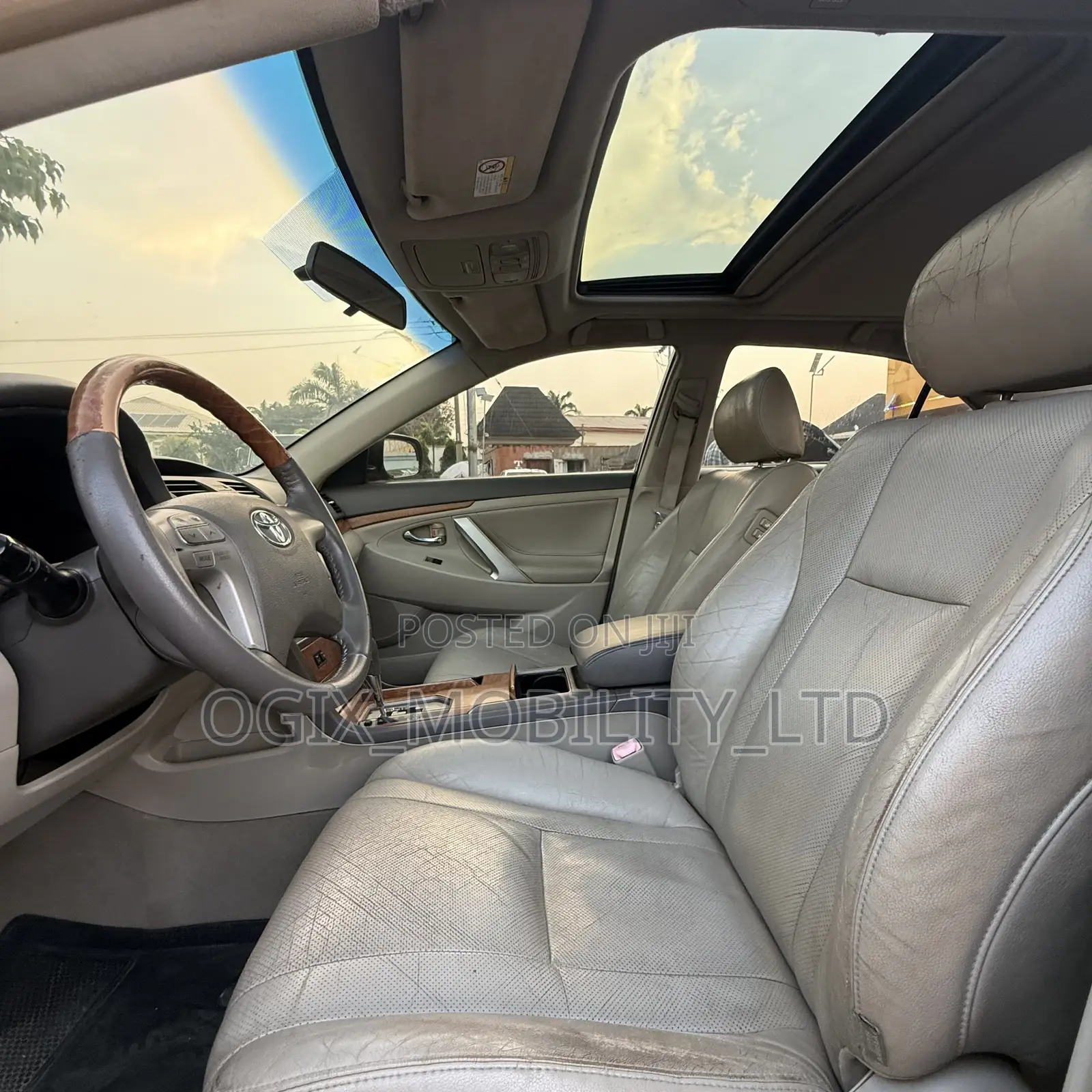 Toyota Camry 2011 Black