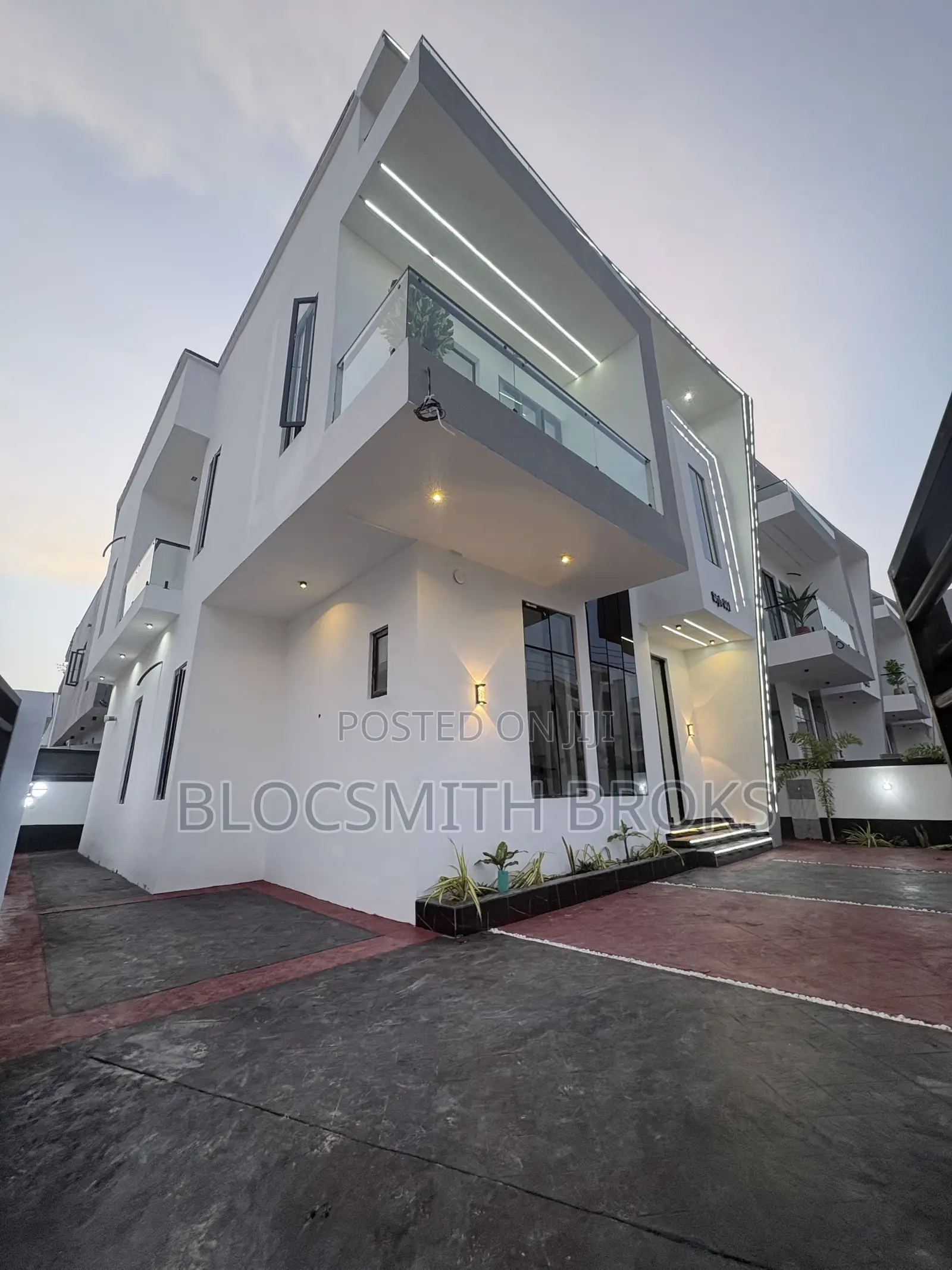 4bdrm Duplex in Ado / Ajah for sale