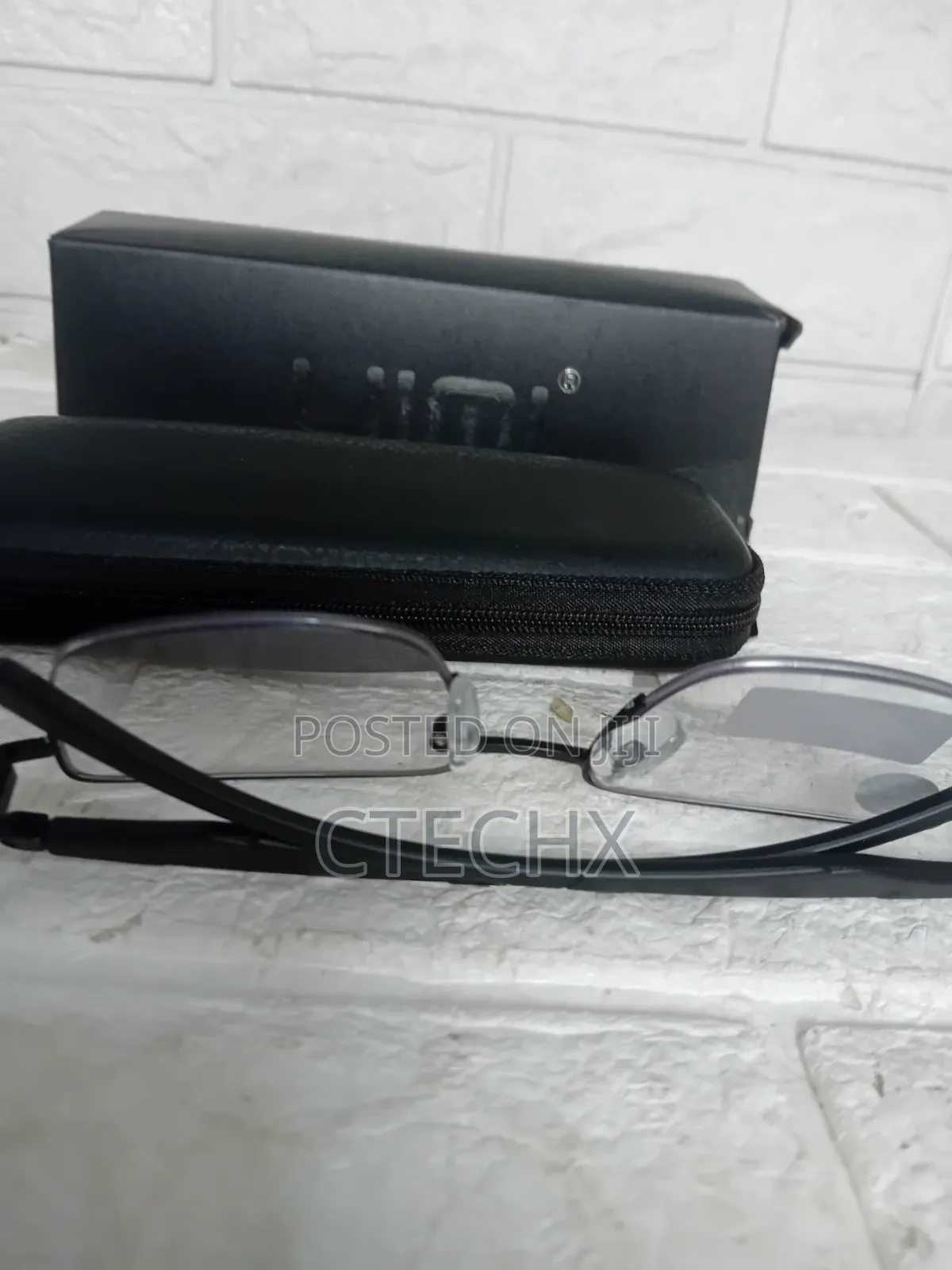 Photochromic Multifocal UV & Blue Light Blocking Reading Glasses +1.0