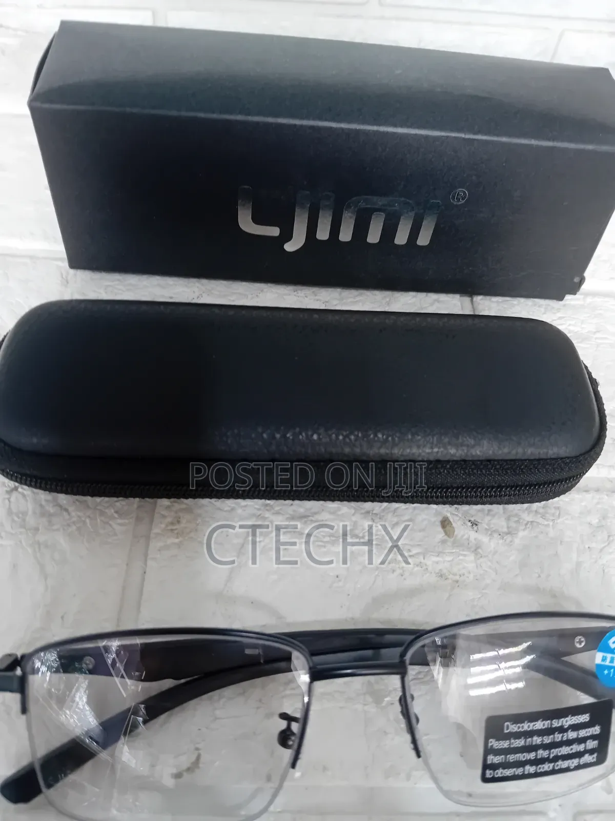 Photochromic Multifocal UV & Blue Light Blocking Reading Glasses +1.0