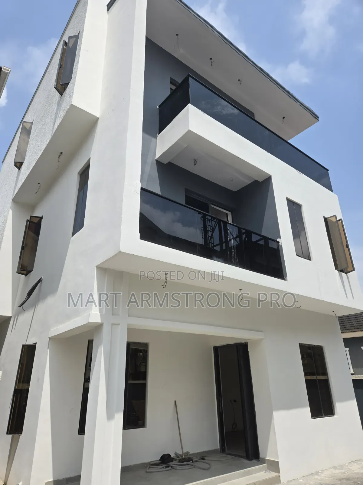 Furnished 5bdrm Maisonette in Westvile Estate, Obafemi-Owode for sale