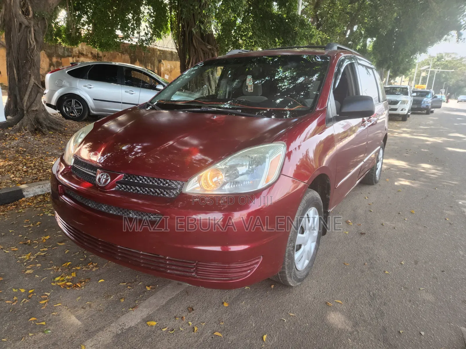 Toyota Sienna 2005 Red