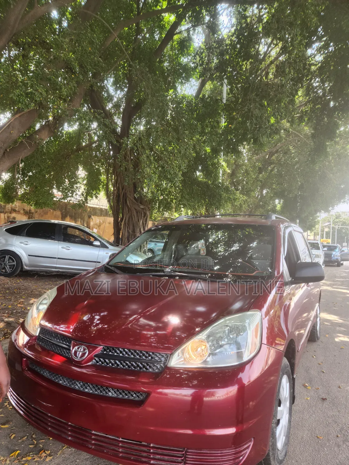 Toyota Sienna 2005 Red