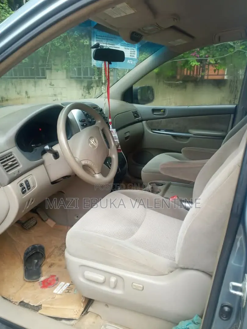 Toyota Sienna 2008 Blue