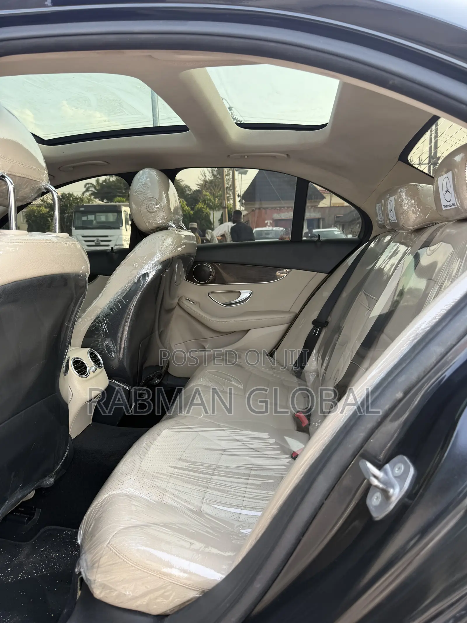 Mercedes-Benz C300 Sport 4Matic Sedan AWD (2.0L 4cyll 7A) 2016 Black