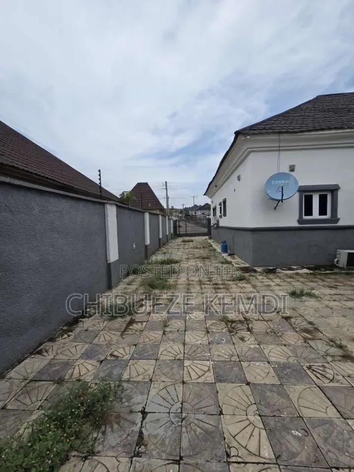 Furnished 3bdrm Bungalow in Efab Verizon, Karsana for rent