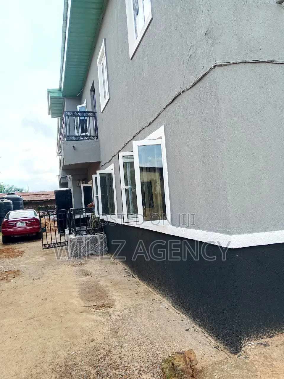 3bdrm Block of Flats in Enugu for sale