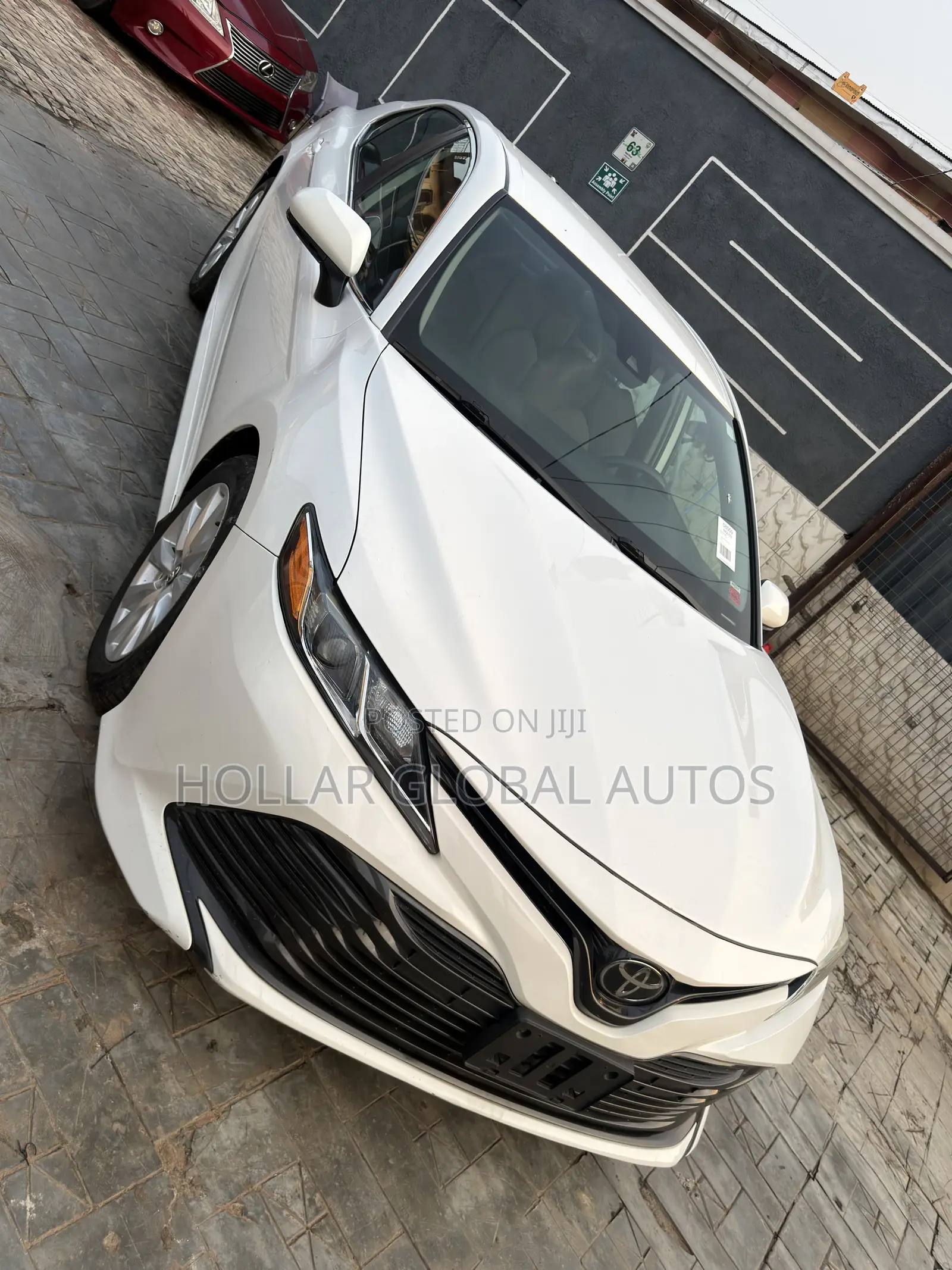 Toyota Camry LE (2.5L 4cyl 8A) 2019 Gray