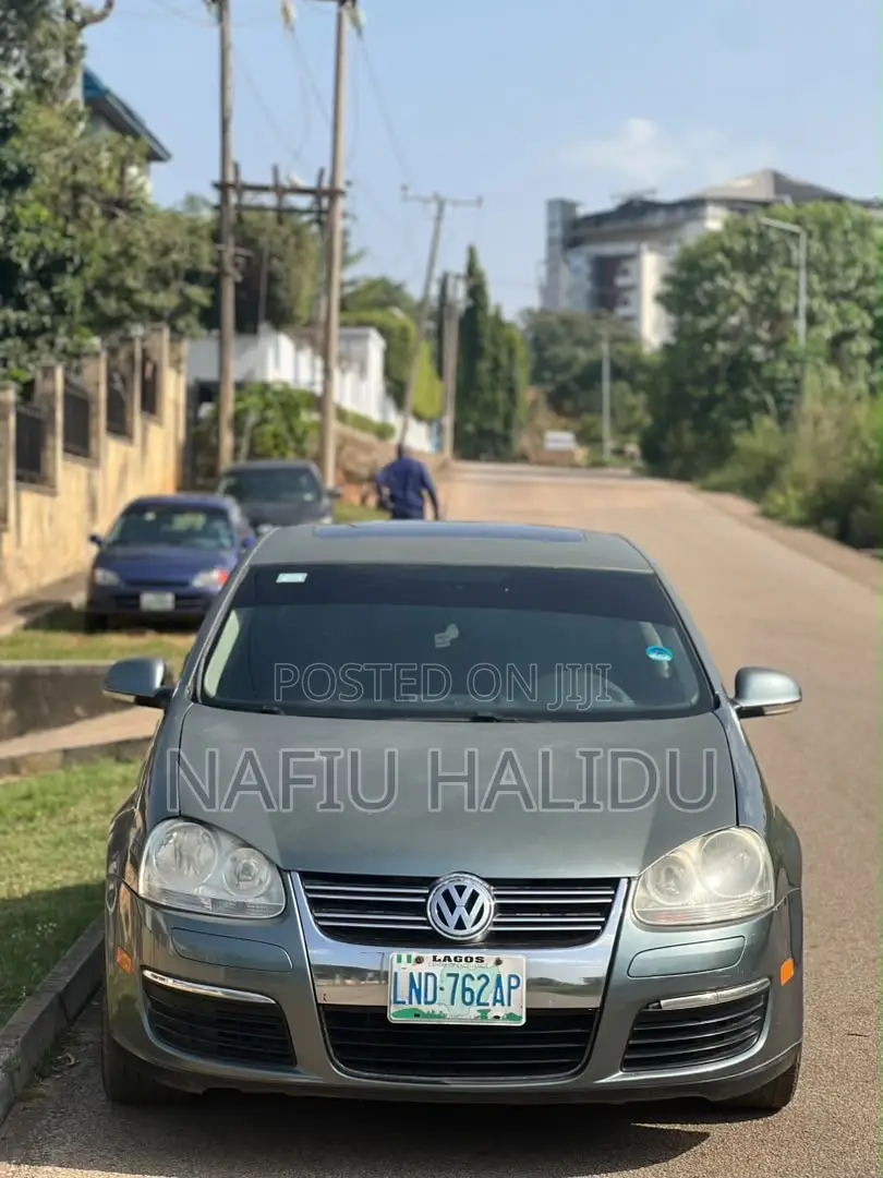 Volkswagen Jetta 2010 Gray