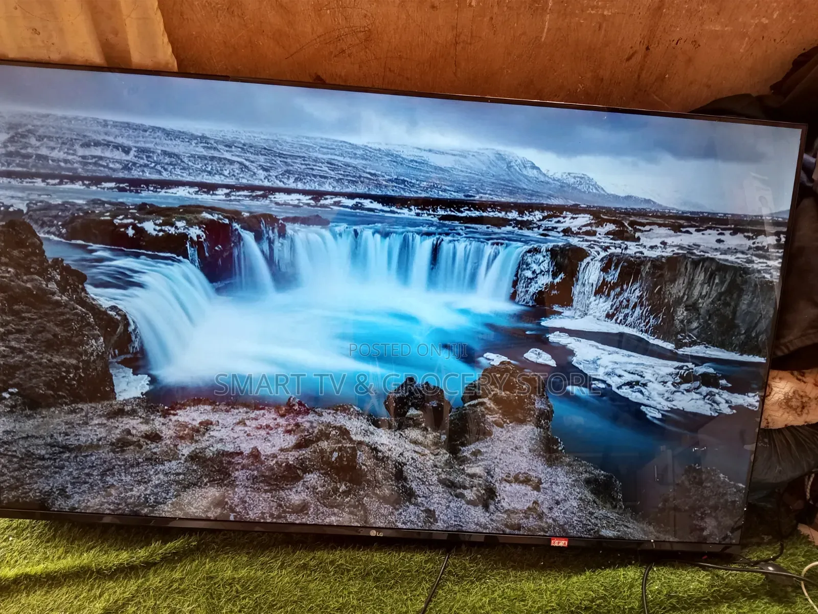 65 Inches Smart TV