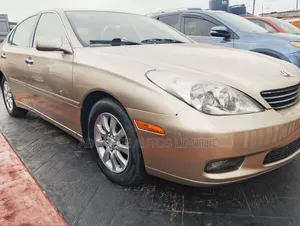 Lexus ES 350 2009 Gold
