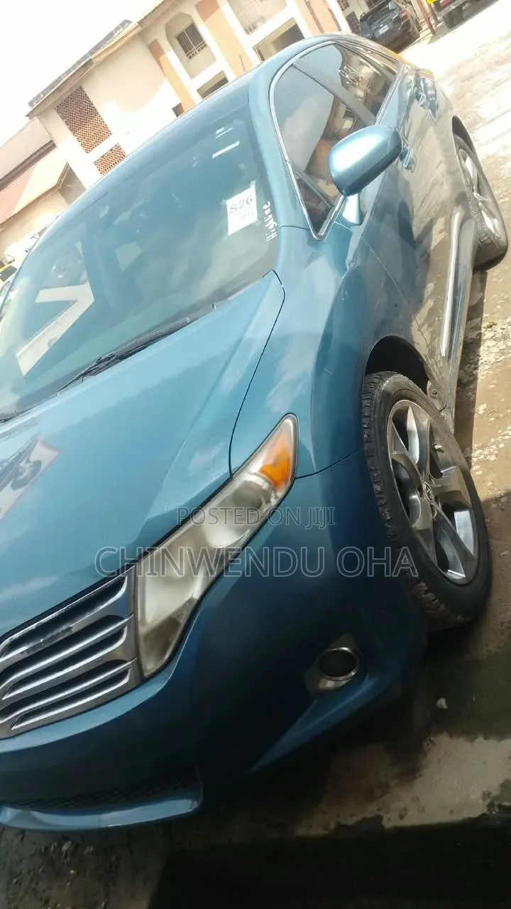 Toyota Venza 2011 Blue