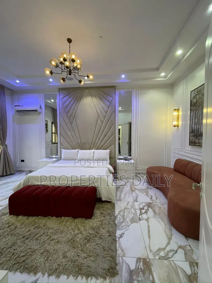 Furnished 3bdrm Duplex in Lekki Phase 1 for rent