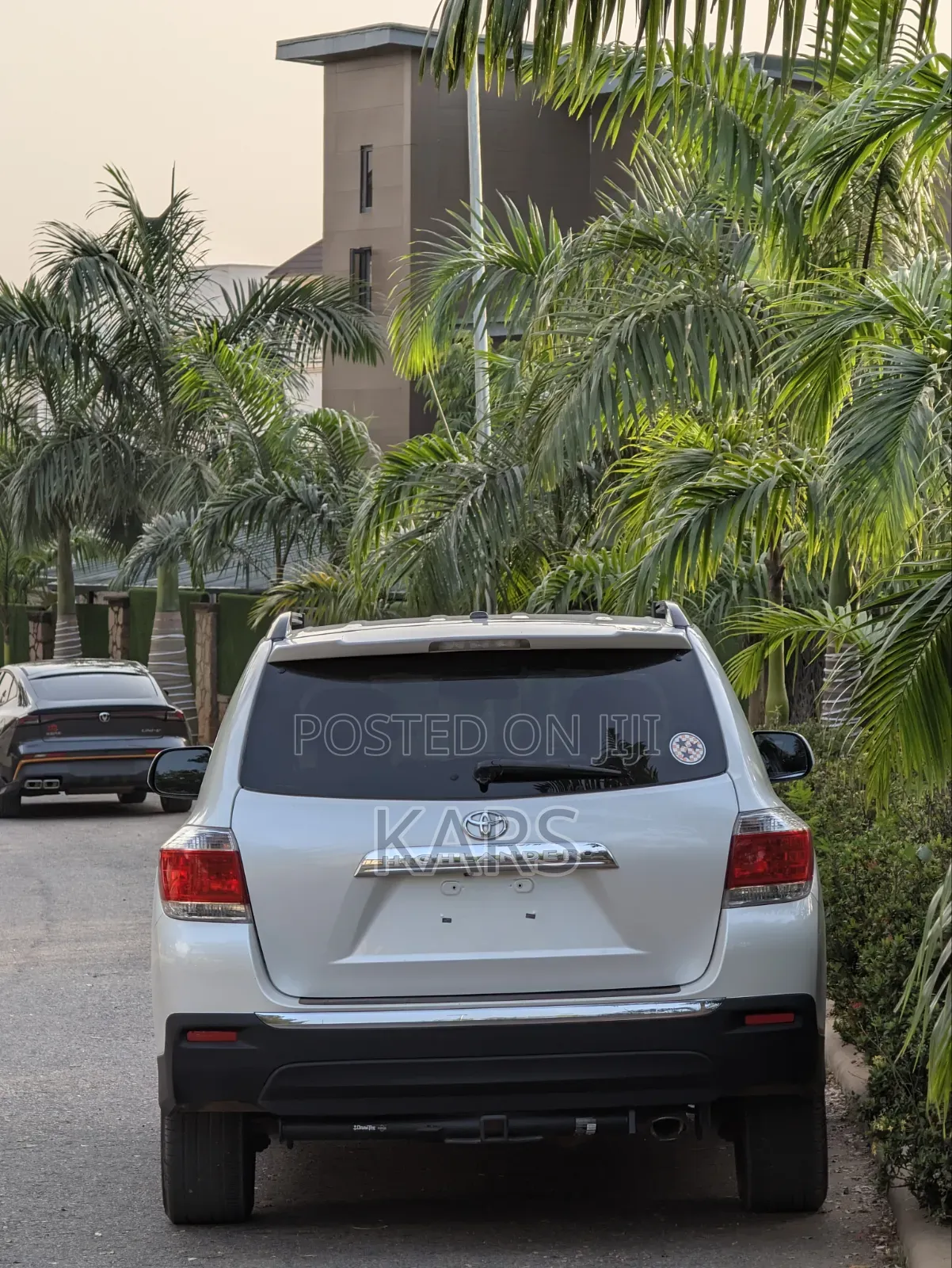 Toyota Highlander Limited 2012 White