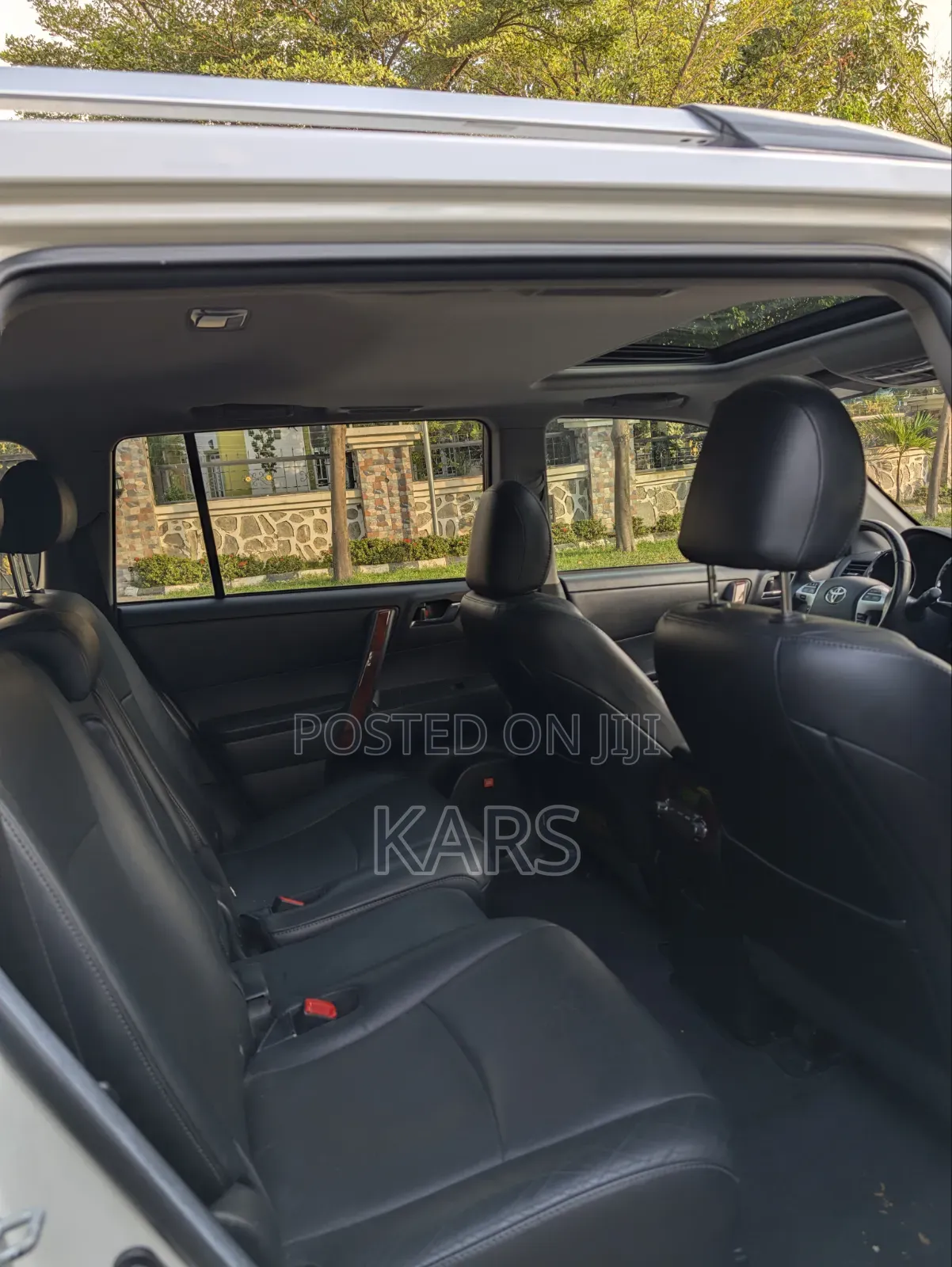 Toyota Highlander Limited 2012 White