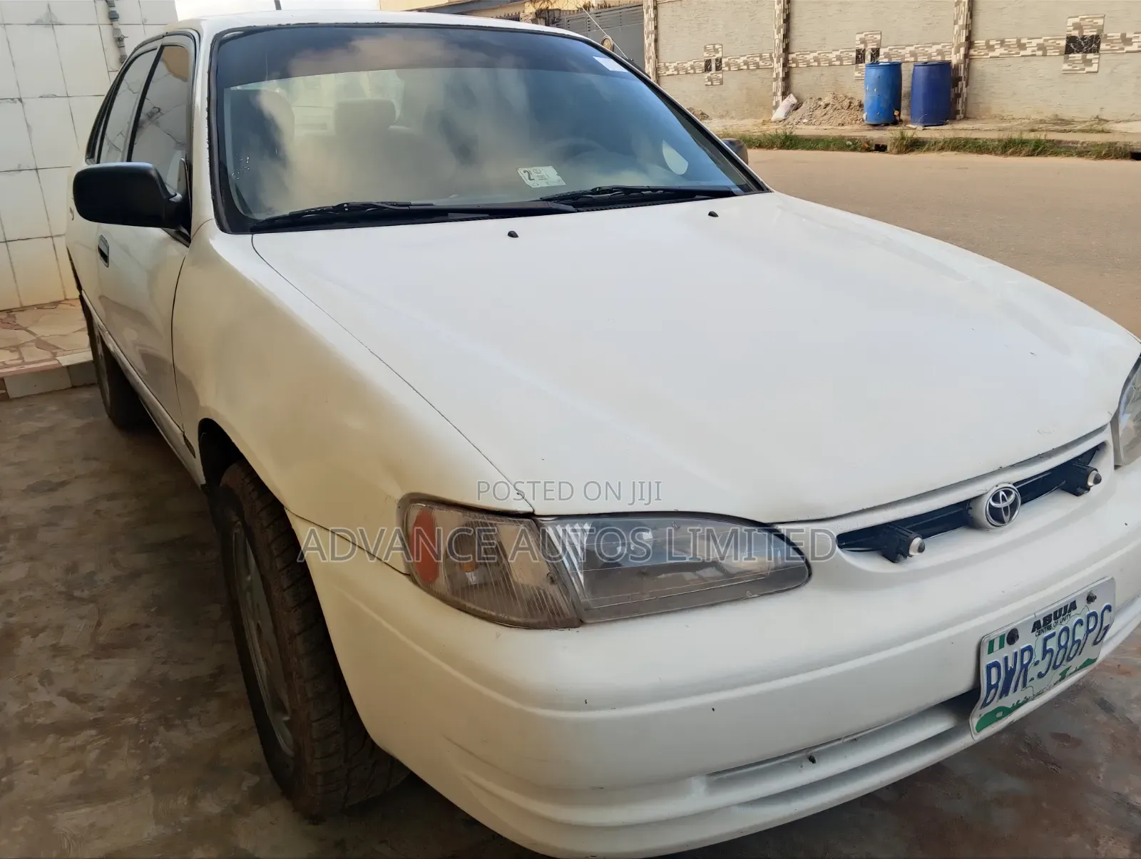 Toyota Corolla Automatic 1999 White