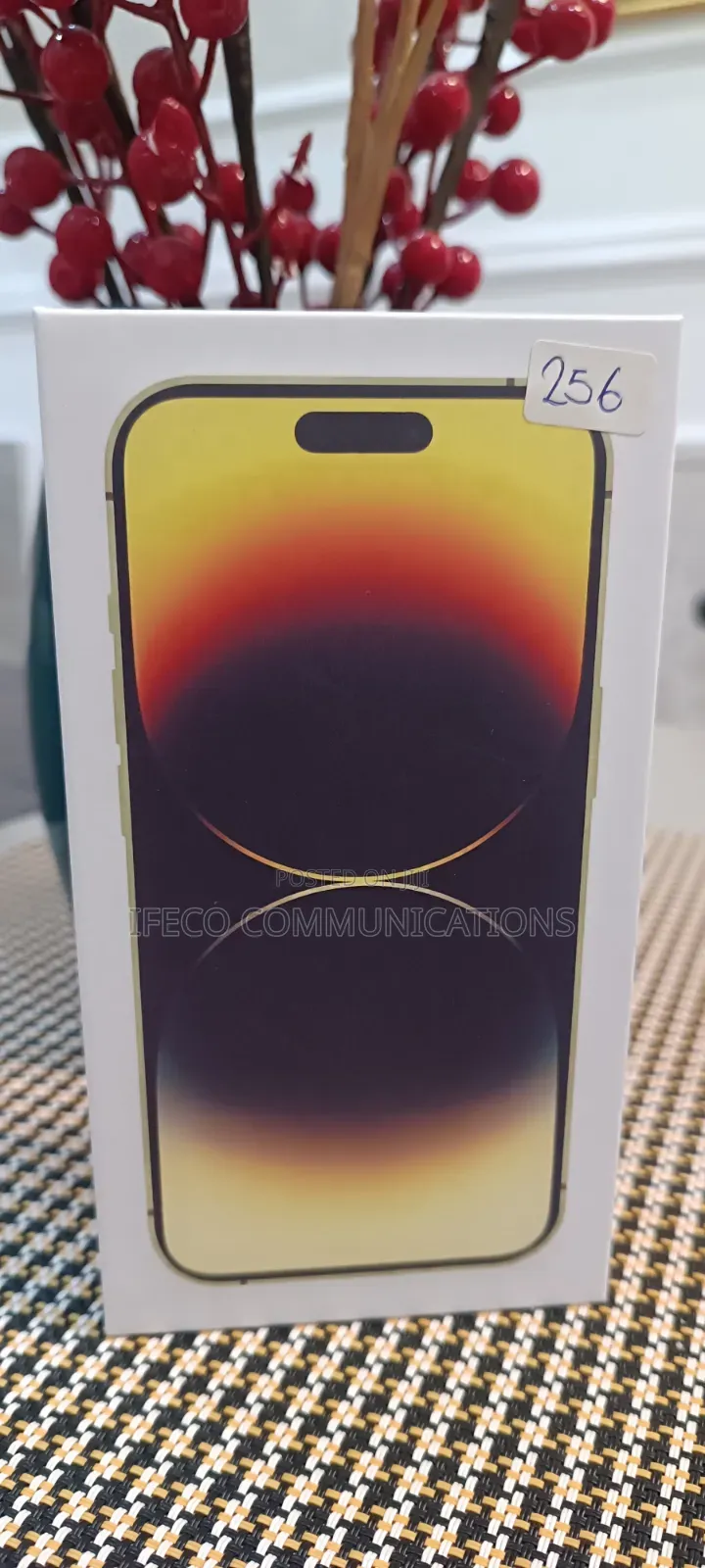New Apple iPhone 14 Pro 256 GB Gold