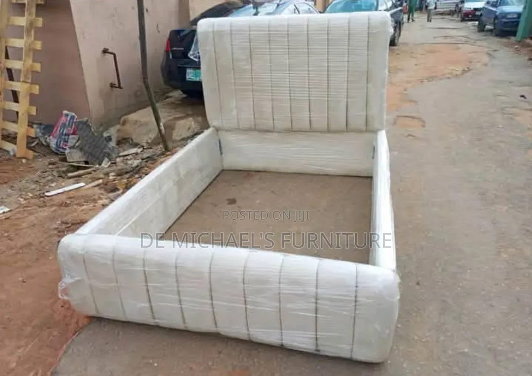 4.5by6 Upholstery Bedframe