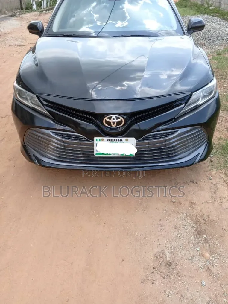 Toyota Camry LE FWD 2020 Black