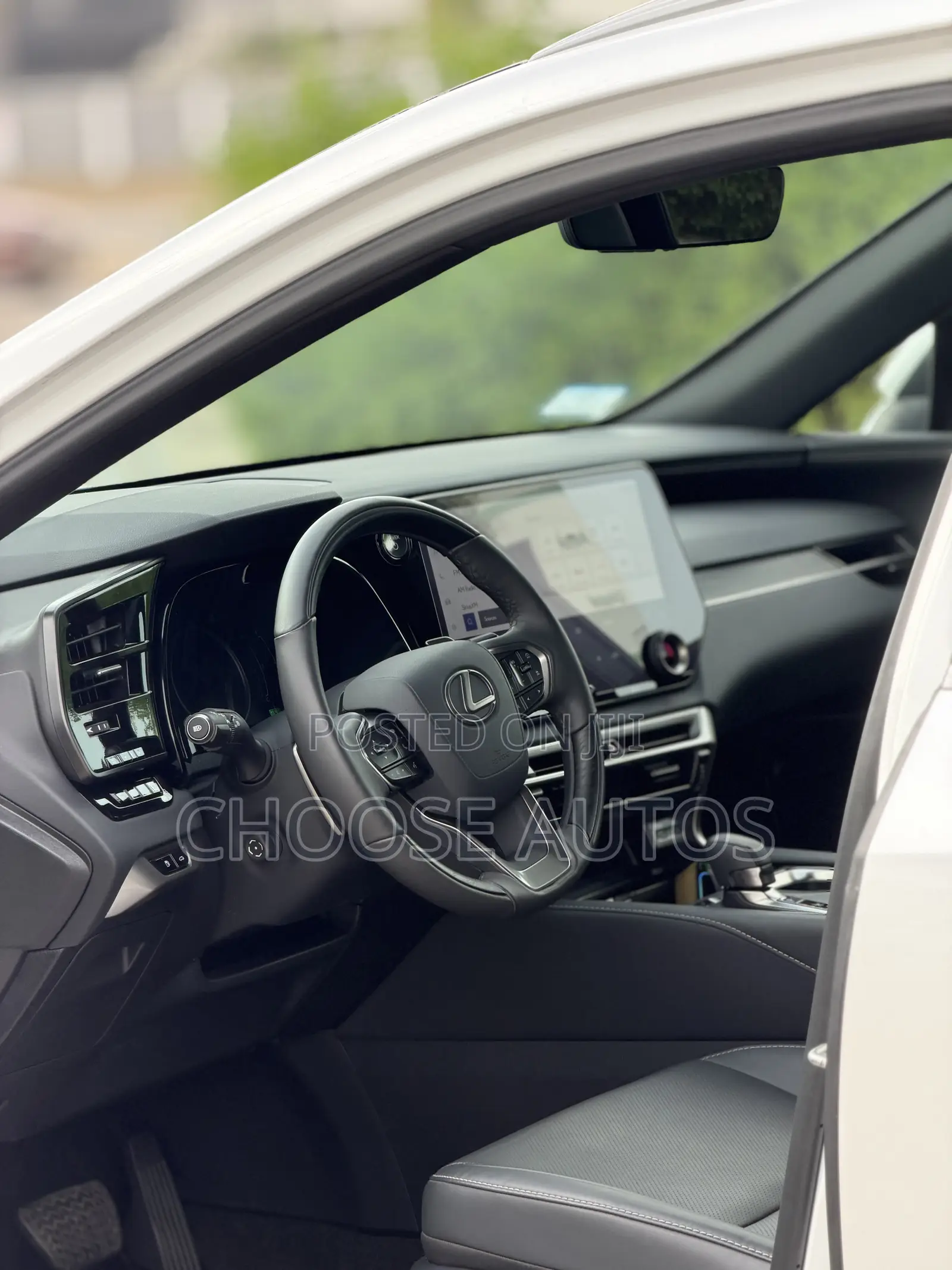 Lexus RX 350h AWD 2025 Off white