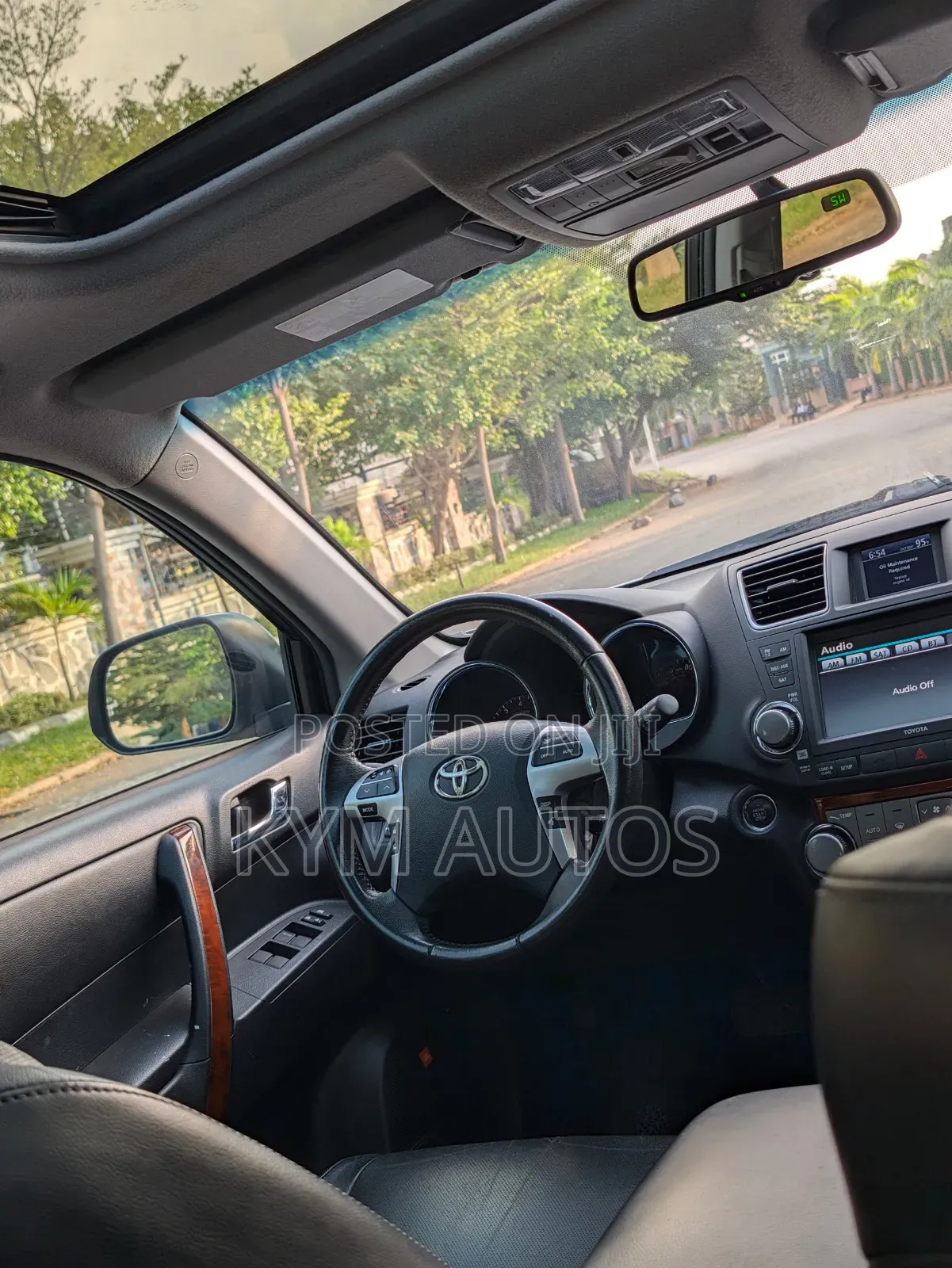 Toyota Highlander Limited 2012 White