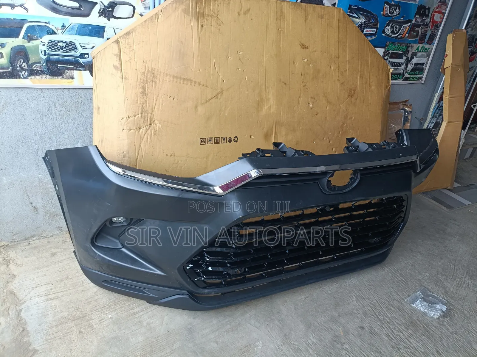 Complete Front Bumper Toyota Highlander Grand 2024-2025