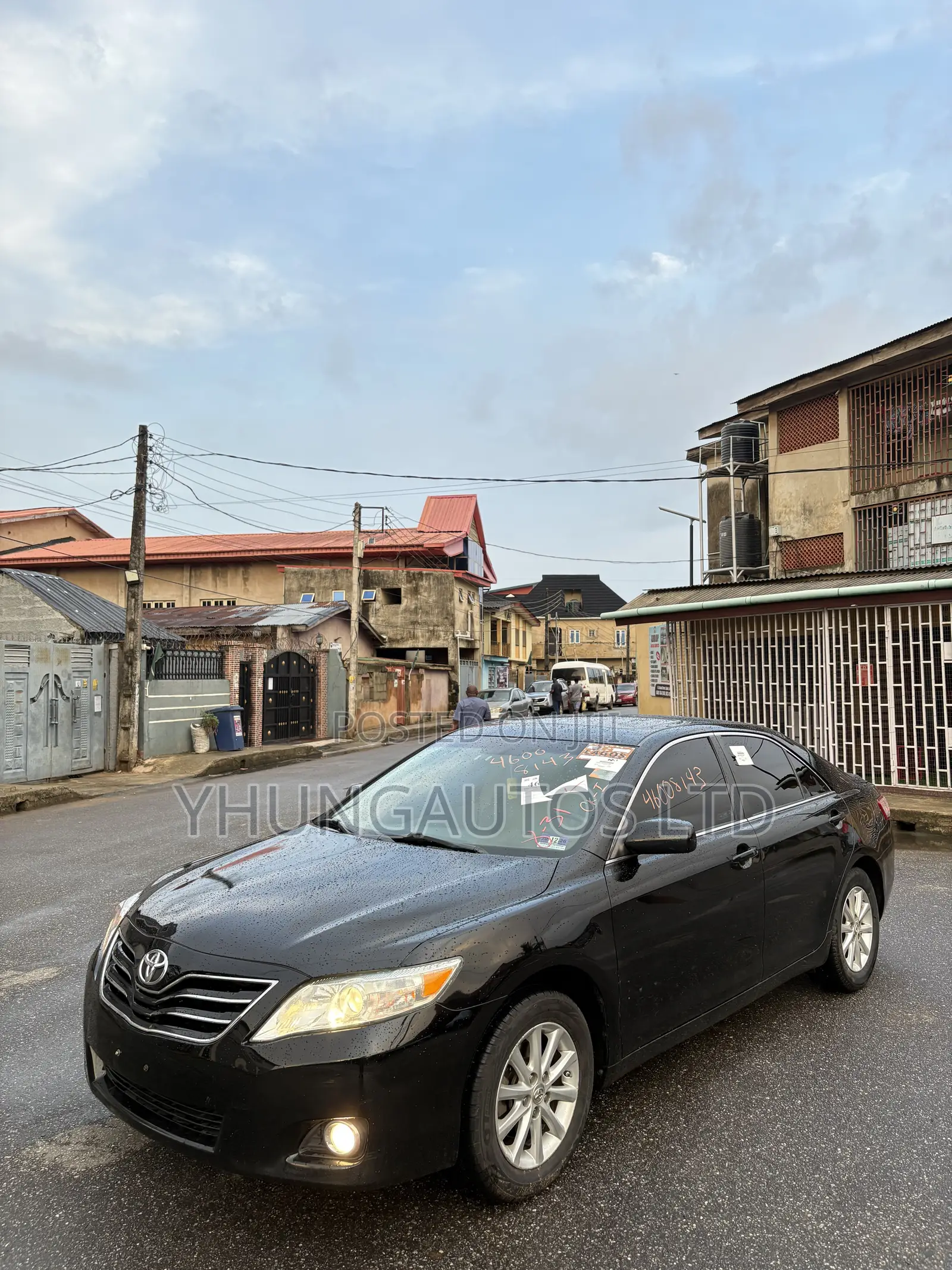 Toyota Camry XLE V6 4dr Sedan (3.5L 6cyl 6A) 2011 Black