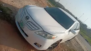 Toyota Camry 2011 White