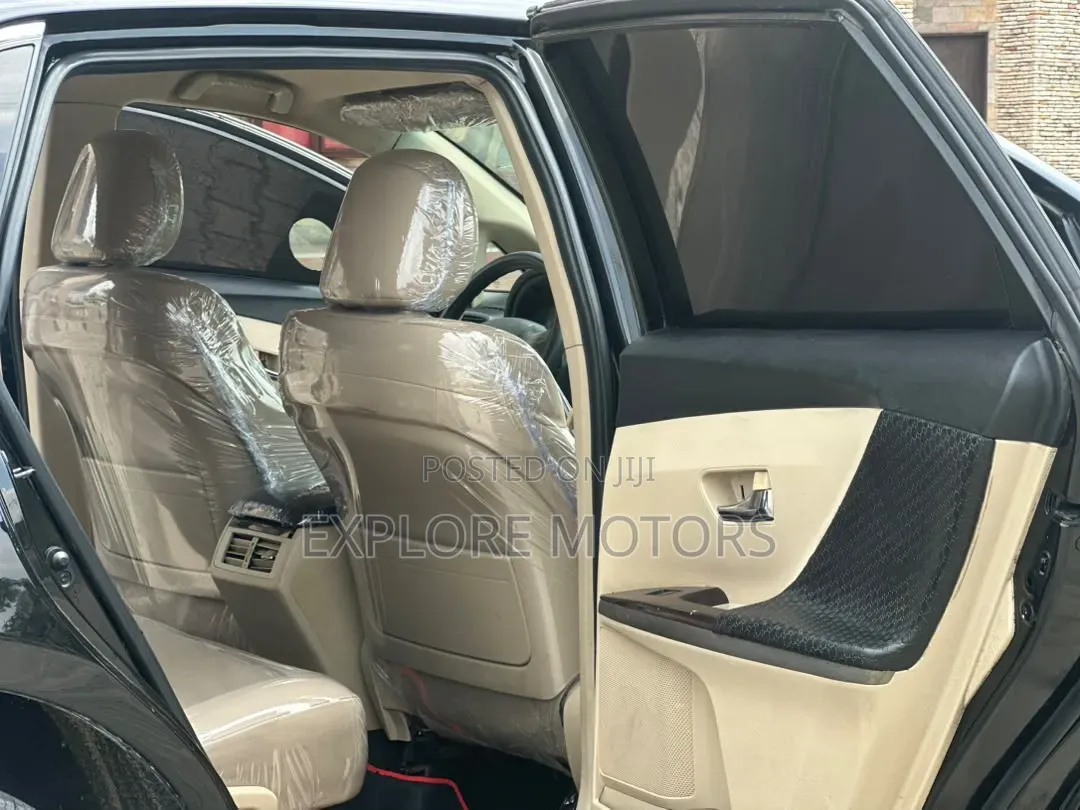 Toyota Venza 2012 Black