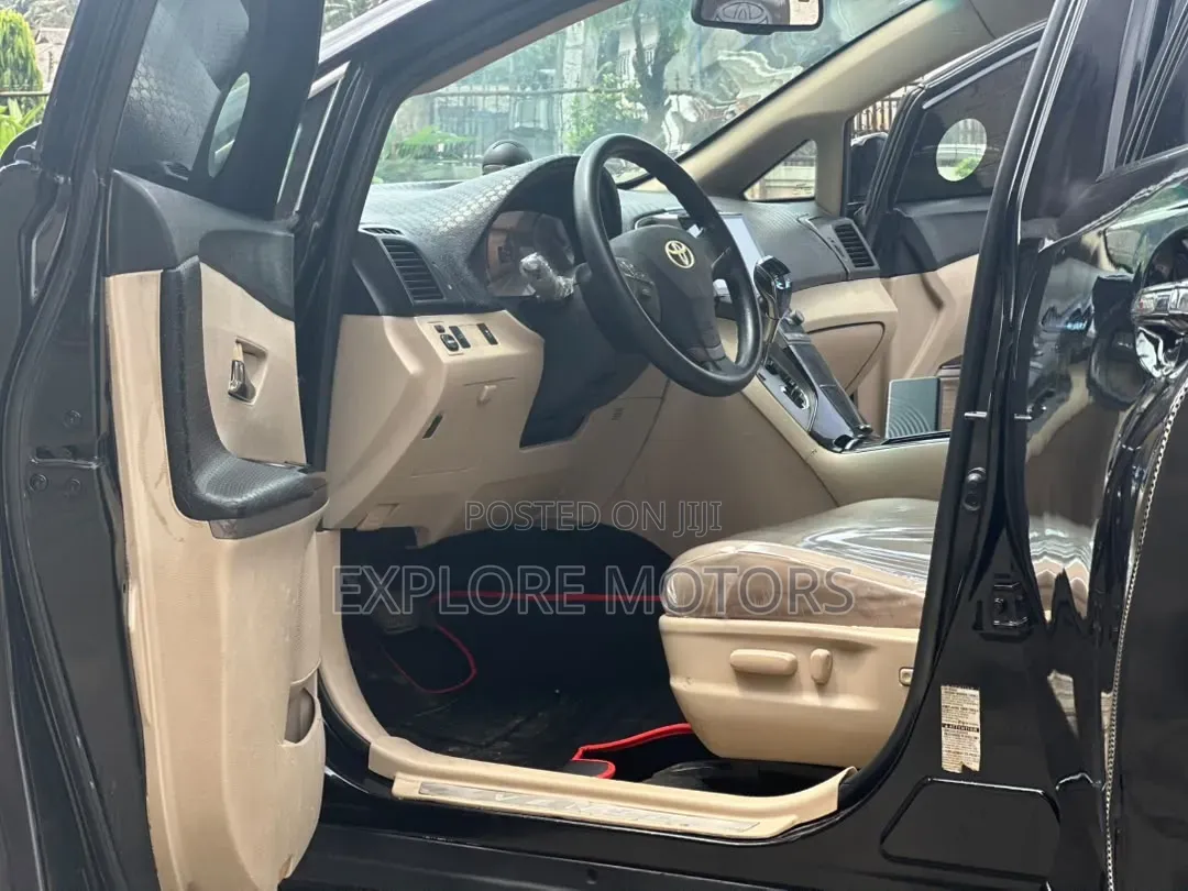 Toyota Venza 2012 Black