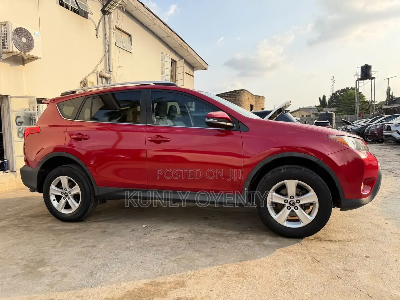 Toyota RAV4 XLE 4dr SUV (2.5L 4cyl 6A) 2014 Red