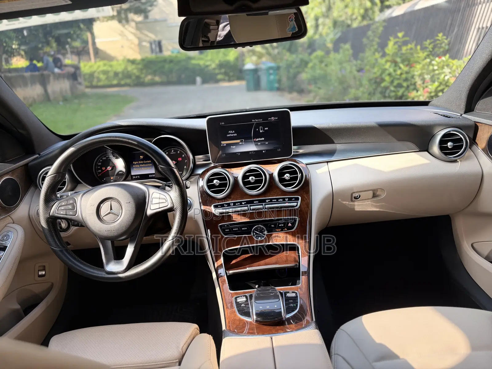 Mercedes-Benz C300 Luxury 4dr AWD 4Matic Sedan (2.0L 4cyl 7A) 2015