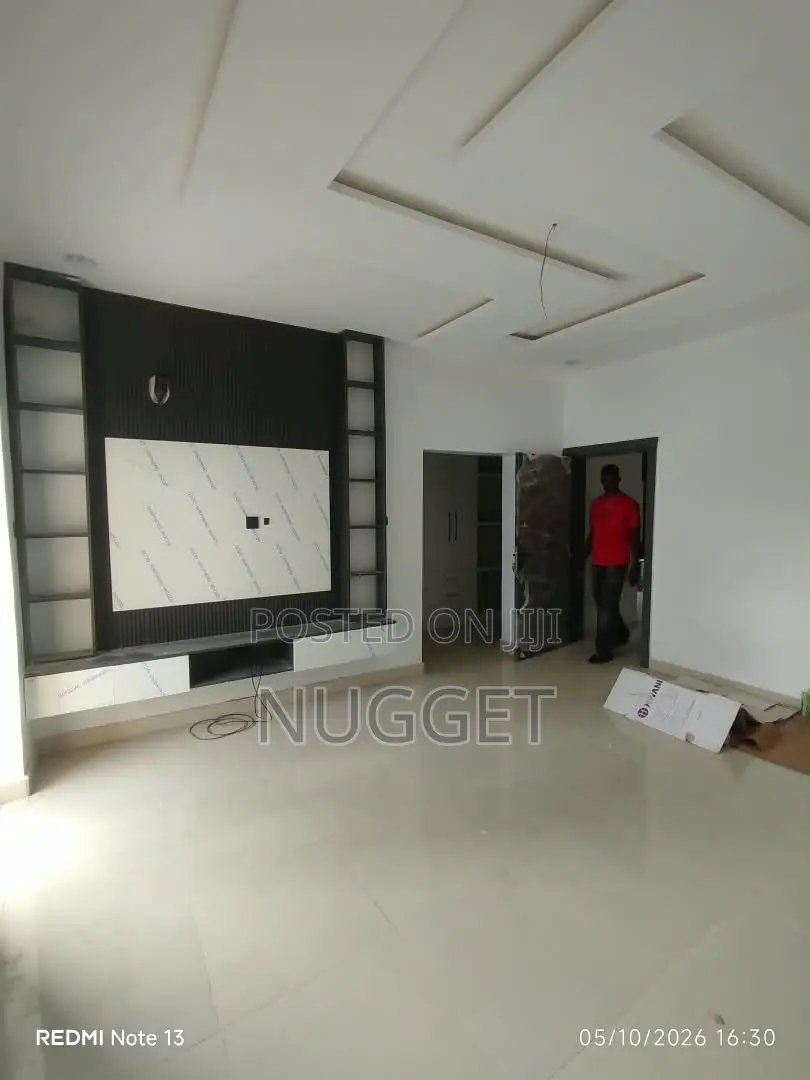 3bdrm Duplex in Nugget, Mabushi for rent