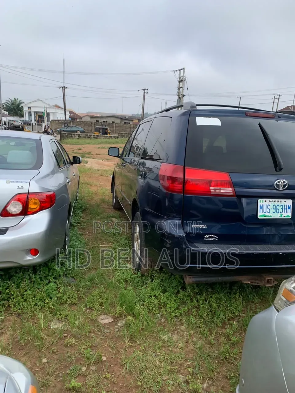 Toyota Sienna XLE AWD (3.3L V6 5A) 2004 Blue