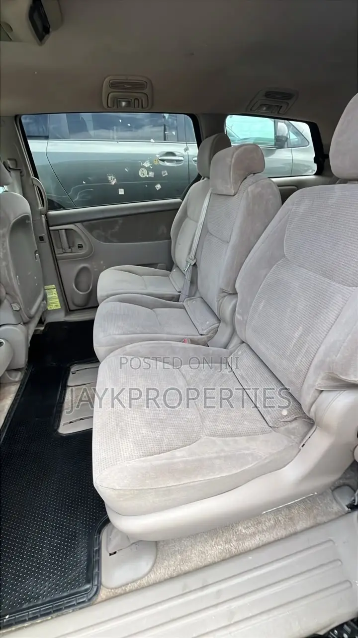 Toyota Sienna 2005 Green