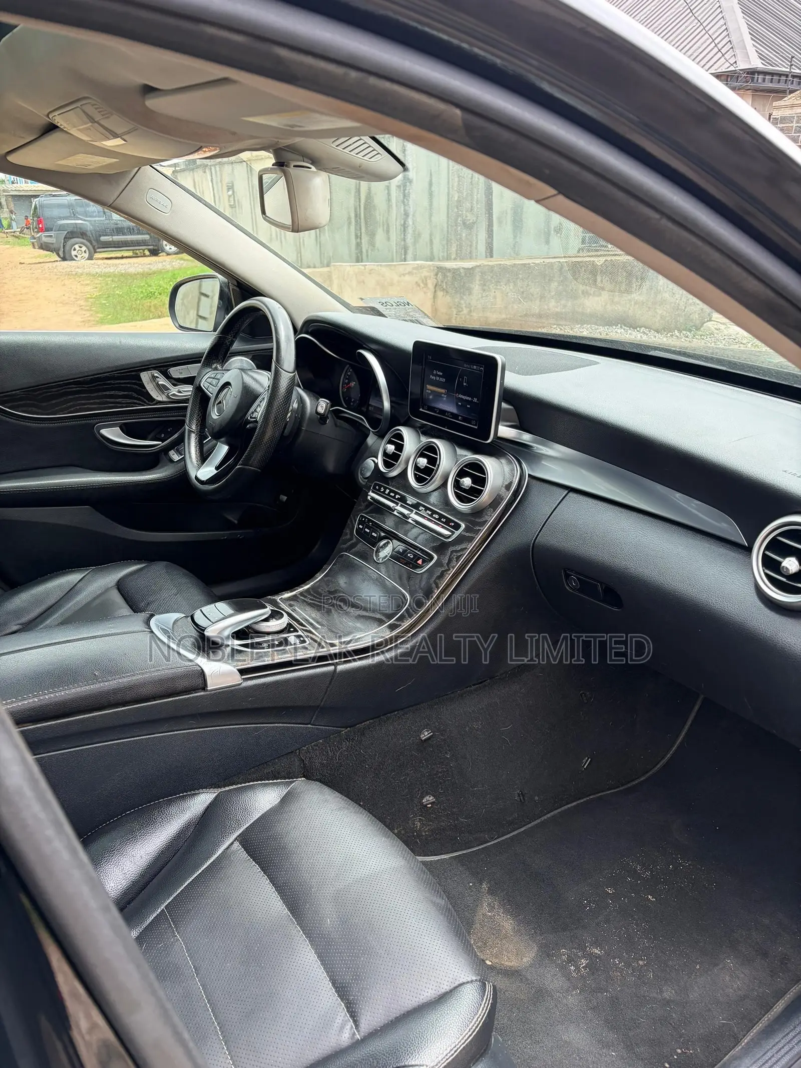 Mercedes-Benz C300 Luxury 4Matic Sedan AWD (2.0L 4cyl 7A) 2016 Black