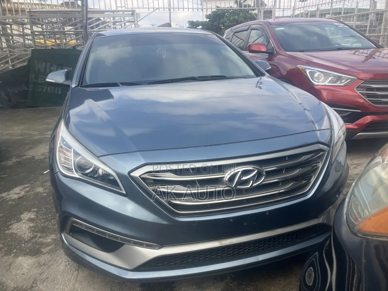 Hyundai Sonata Sport 2.0T Sedan FWD (2.0L 4cyl 6A) 2017 Blue