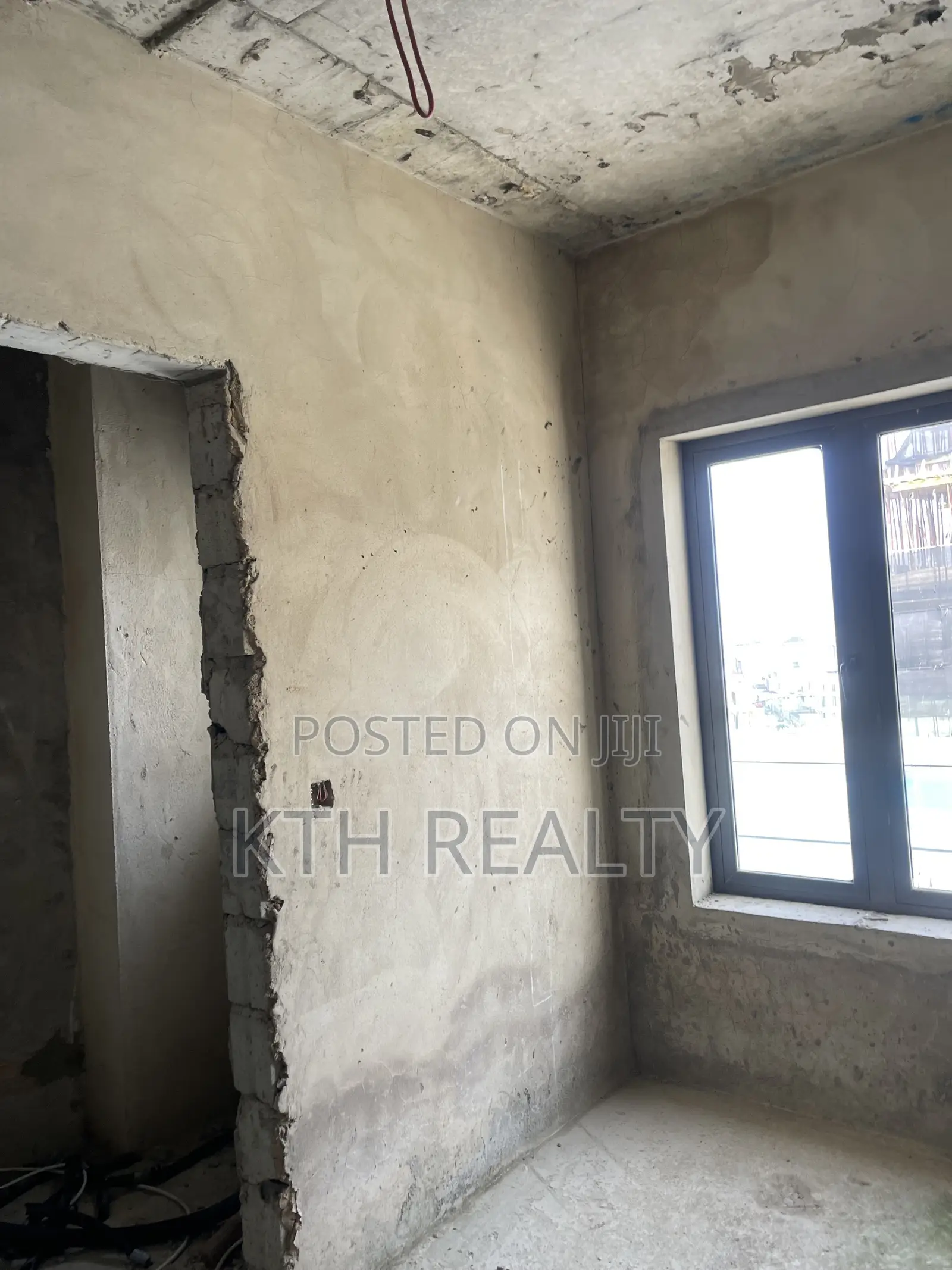 4bdrm Apartment in Banana Island for sale