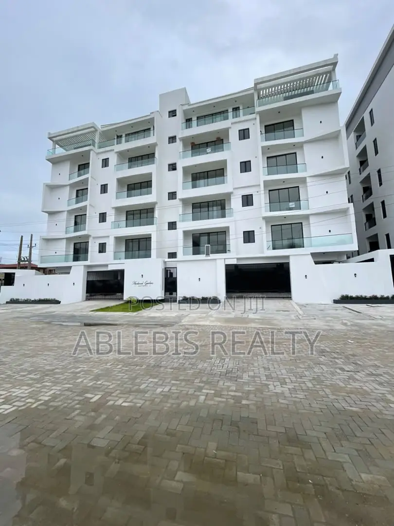 3bdrm Apartment in Ikate, Lekki Phase 1 for sale