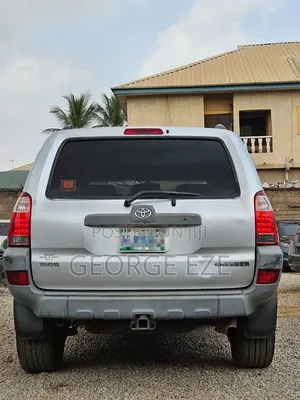 Toyota 4-Runner 2004 White