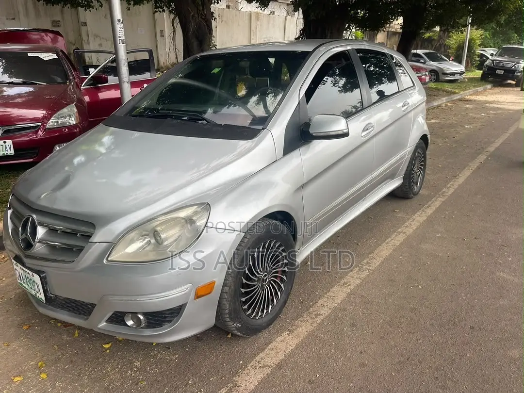 Mercedes-Benz B-Class B200 Petrol 2010 Silver