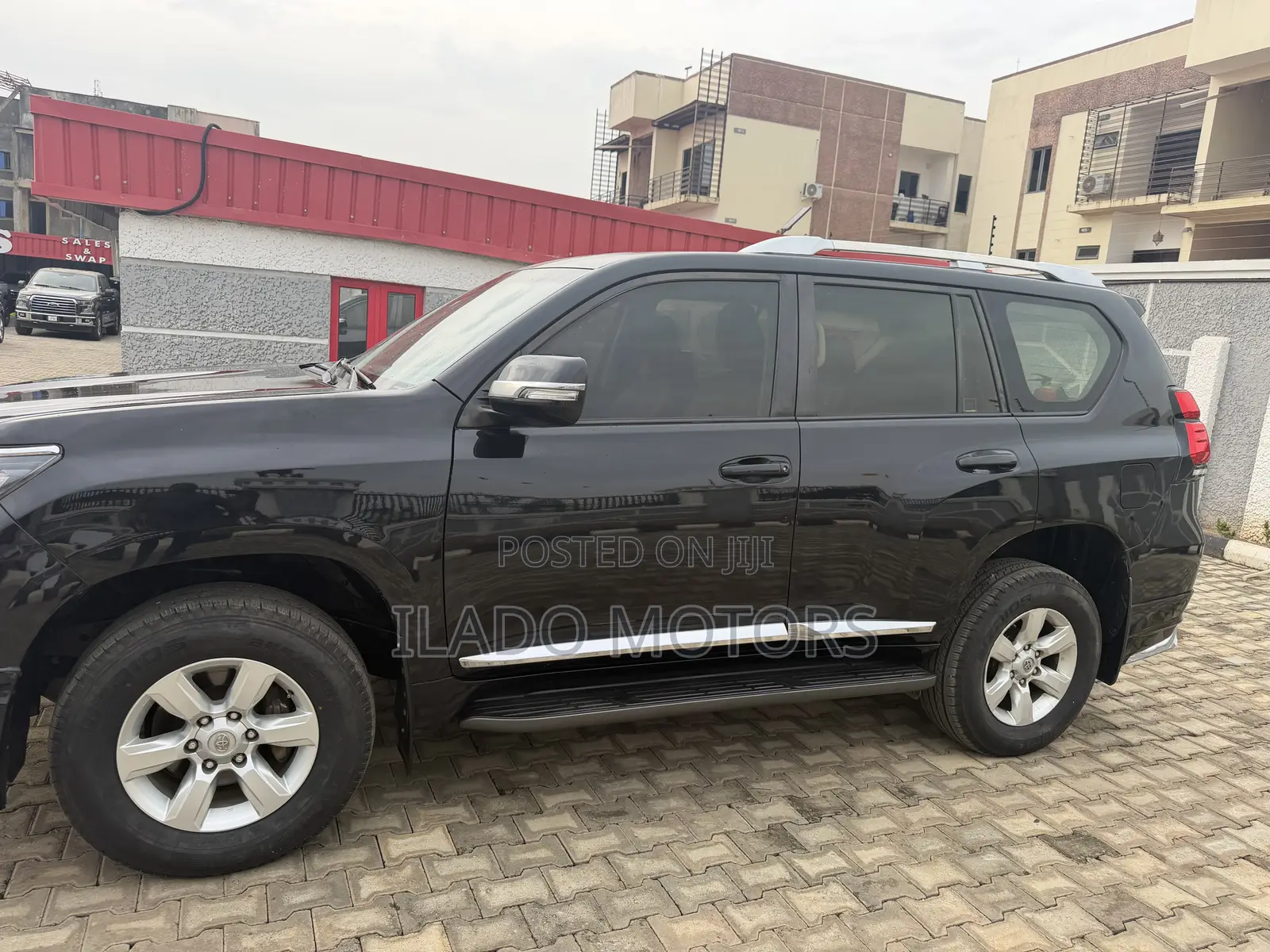 Toyota Land Cruiser Prado 2017 Black