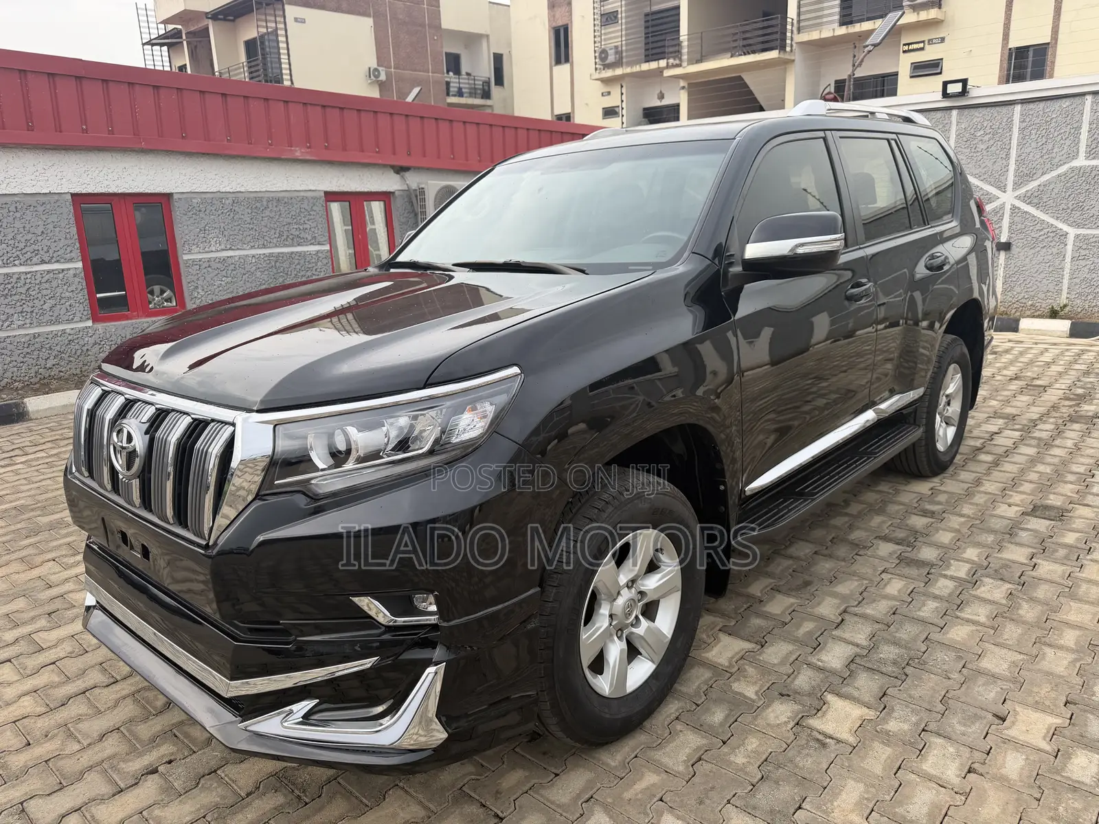 Toyota Land Cruiser Prado 2017 Black