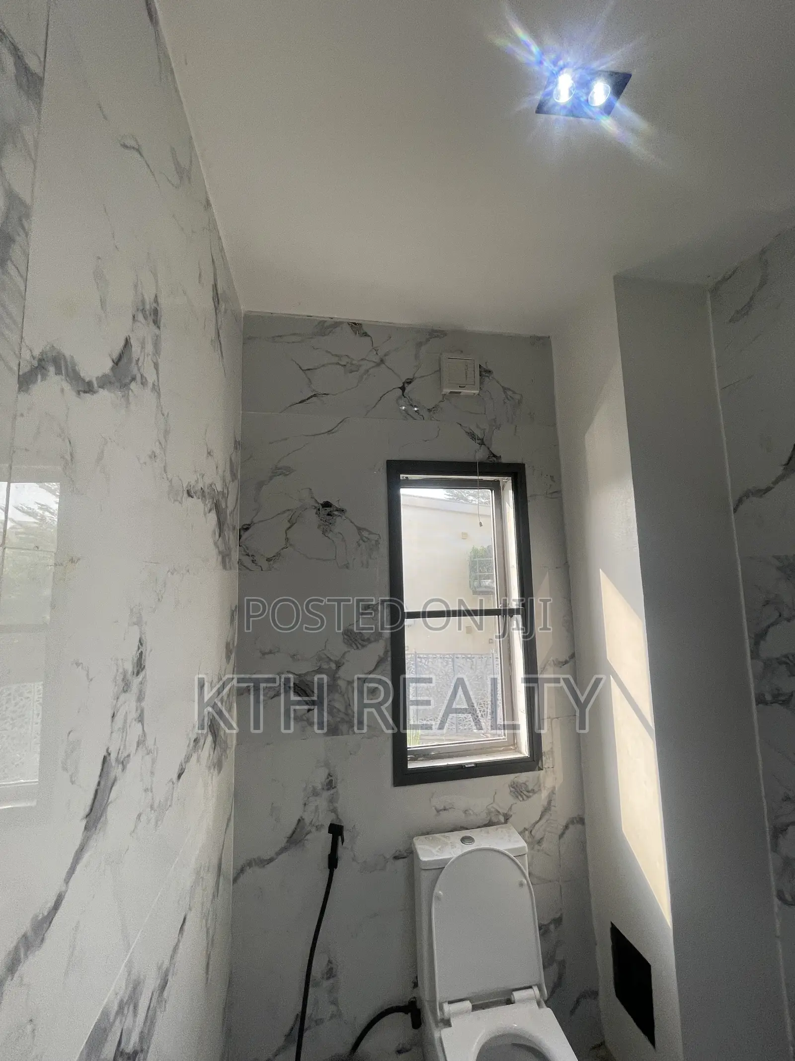 2bdrm Apartment in Banana Island for sale