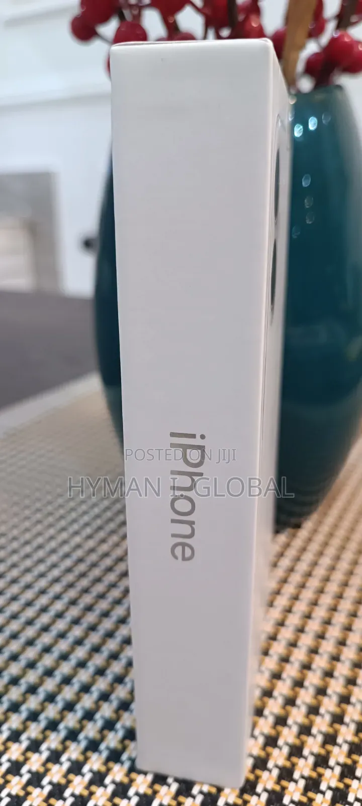 New Apple iPhone 16 256 GB White